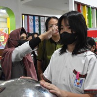 Kegiatan Outdoor Study Kelas VII Ke Riau Science Center